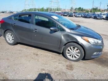  Salvage Kia Forte
