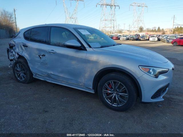  Salvage Alfa Romeo Stelvio