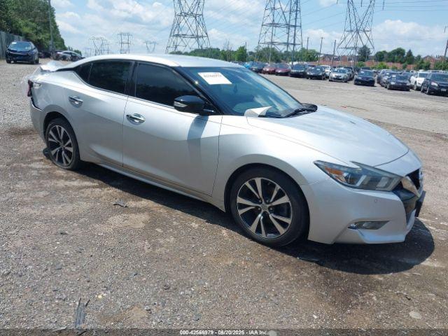 Salvage Nissan Maxima