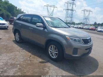  Salvage Kia Sorento