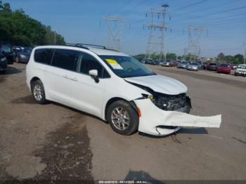 Salvage Chrysler Voyager