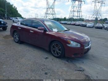  Salvage Nissan Maxima