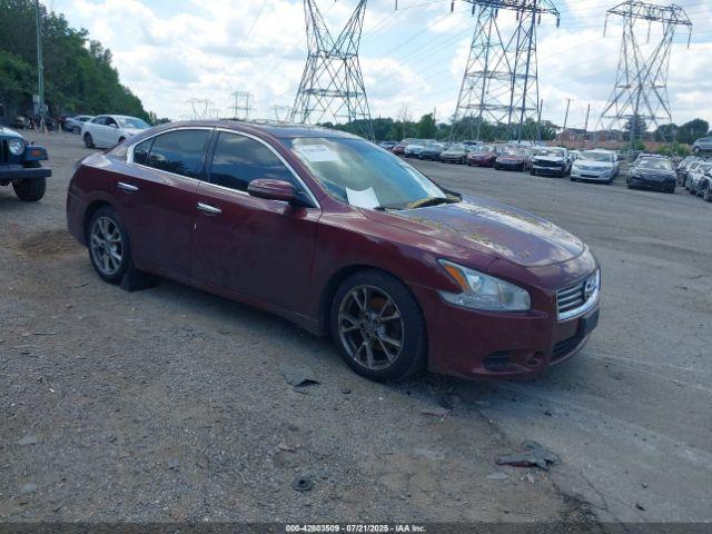  Salvage Nissan Maxima