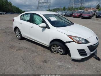  Salvage Mazda Mazda3
