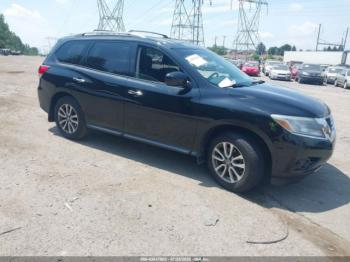  Salvage Nissan Pathfinder