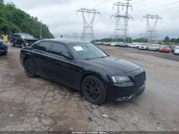  Salvage Chrysler 300