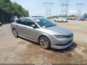  Salvage Chrysler 200
