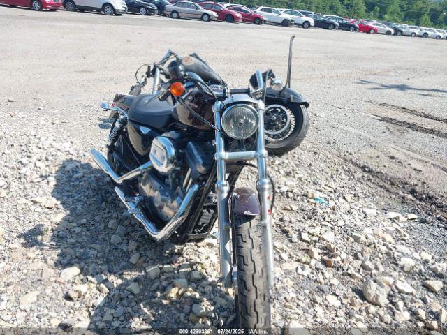  Salvage Harley-Davidson Xl883