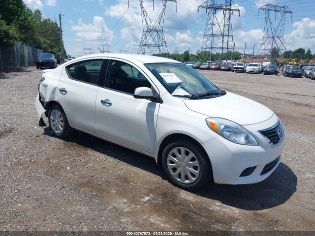  Salvage Nissan Versa