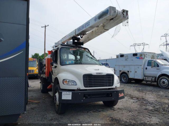  Salvage Freightliner M2 106