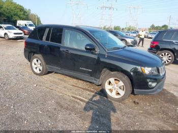  Salvage Jeep Compass