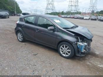  Salvage Toyota Prius c