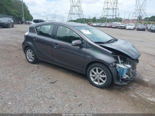  Salvage Toyota Prius c