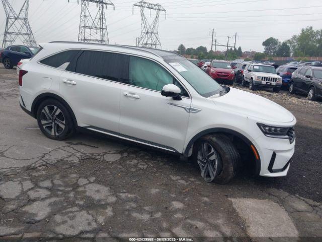  Salvage Kia Sorento