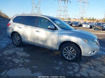  Salvage Nissan Pathfinder
