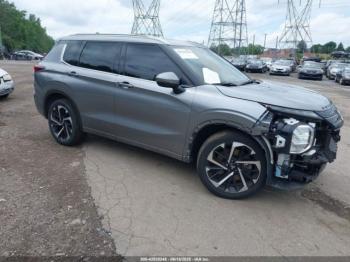  Salvage Mitsubishi Outlander