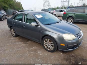  Salvage Volkswagen Jetta