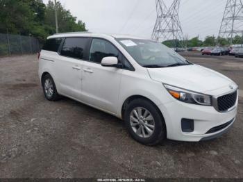  Salvage Kia Sedona