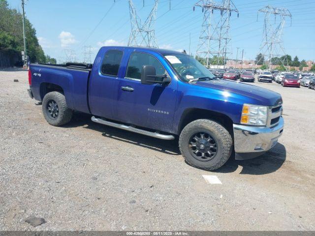  Salvage Chevrolet Silverado 1500