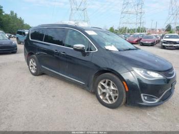  Salvage Chrysler Pacifica