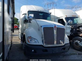  Salvage Kenworth T680