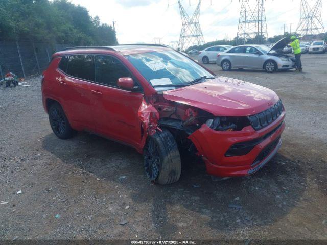  Salvage Jeep Compass