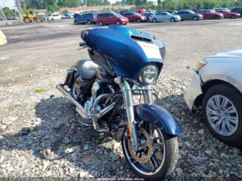  Salvage Harley-Davidson Flhx