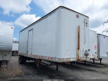  Salvage Great Dane Trailers Other