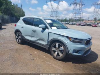  Salvage Volvo XC40