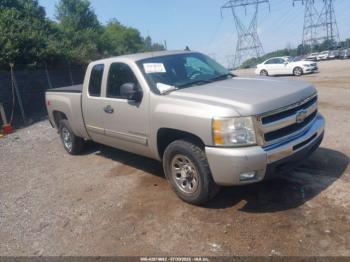  Salvage Chevrolet Silverado 1500