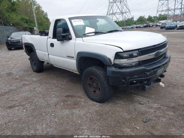  Salvage Chevrolet Silverado 2500