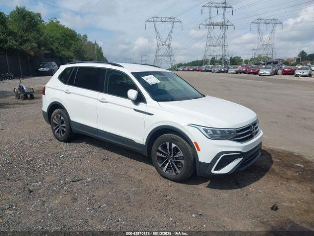  Salvage Volkswagen Tiguan