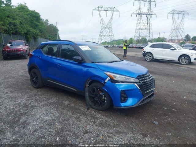  Salvage Nissan Kicks