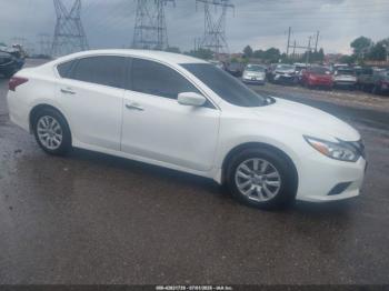  Salvage Nissan Altima