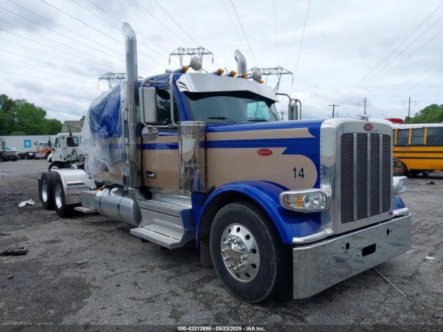  Salvage Peterbilt 589