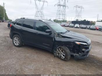  Salvage Jeep Cherokee