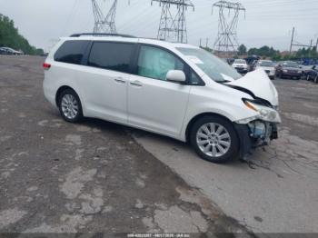  Salvage Toyota Sienna