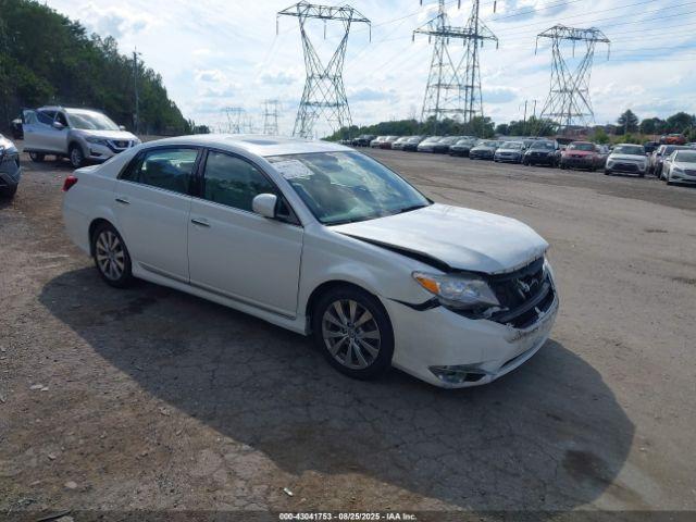  Salvage Toyota Avalon