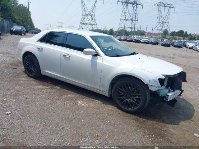  Salvage Chrysler 300