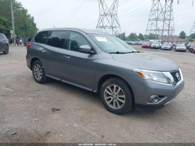  Salvage Nissan Pathfinder
