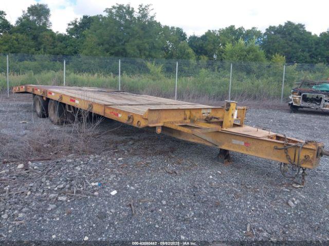  Salvage Custom Trailer Inc Other