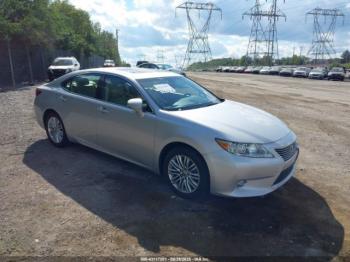 Salvage Lexus Es