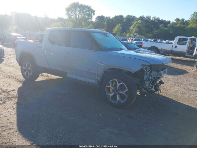  Salvage Rivian R1T