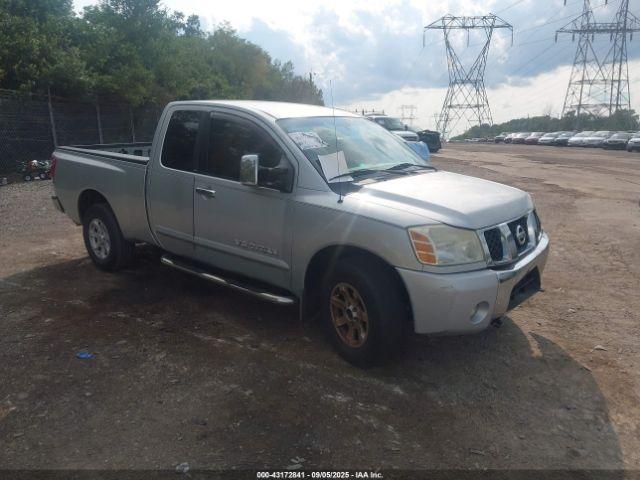 Salvage Nissan Titan