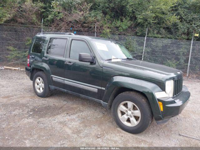  Salvage Jeep Liberty