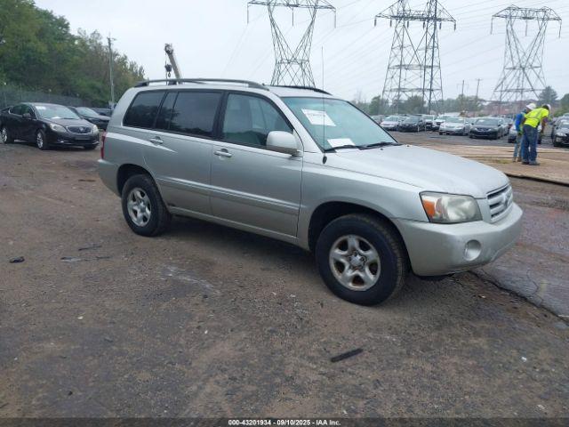  Salvage Toyota Highlander