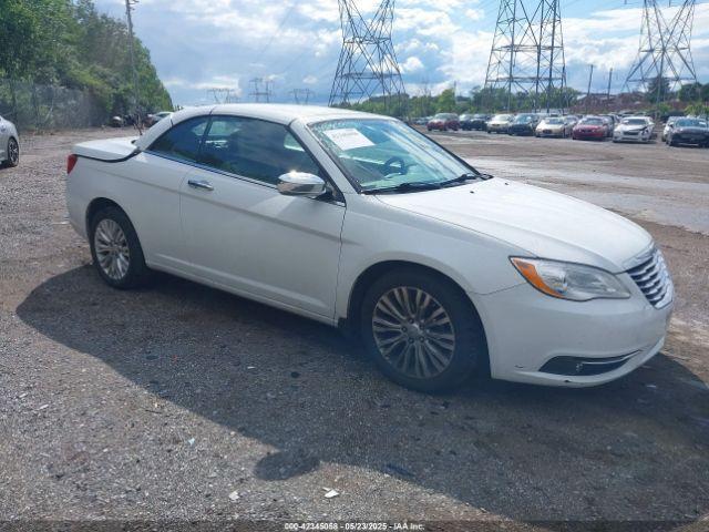  Salvage Chrysler 200