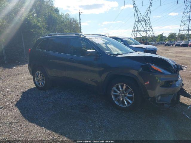  Salvage Jeep Cherokee