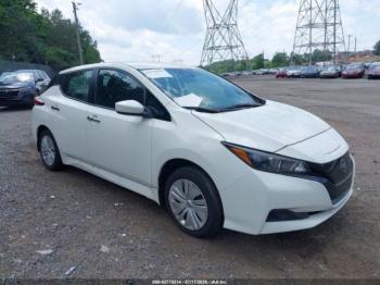  Salvage Nissan LEAF