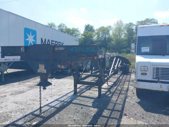  Salvage Kaufman Trailers Trailer